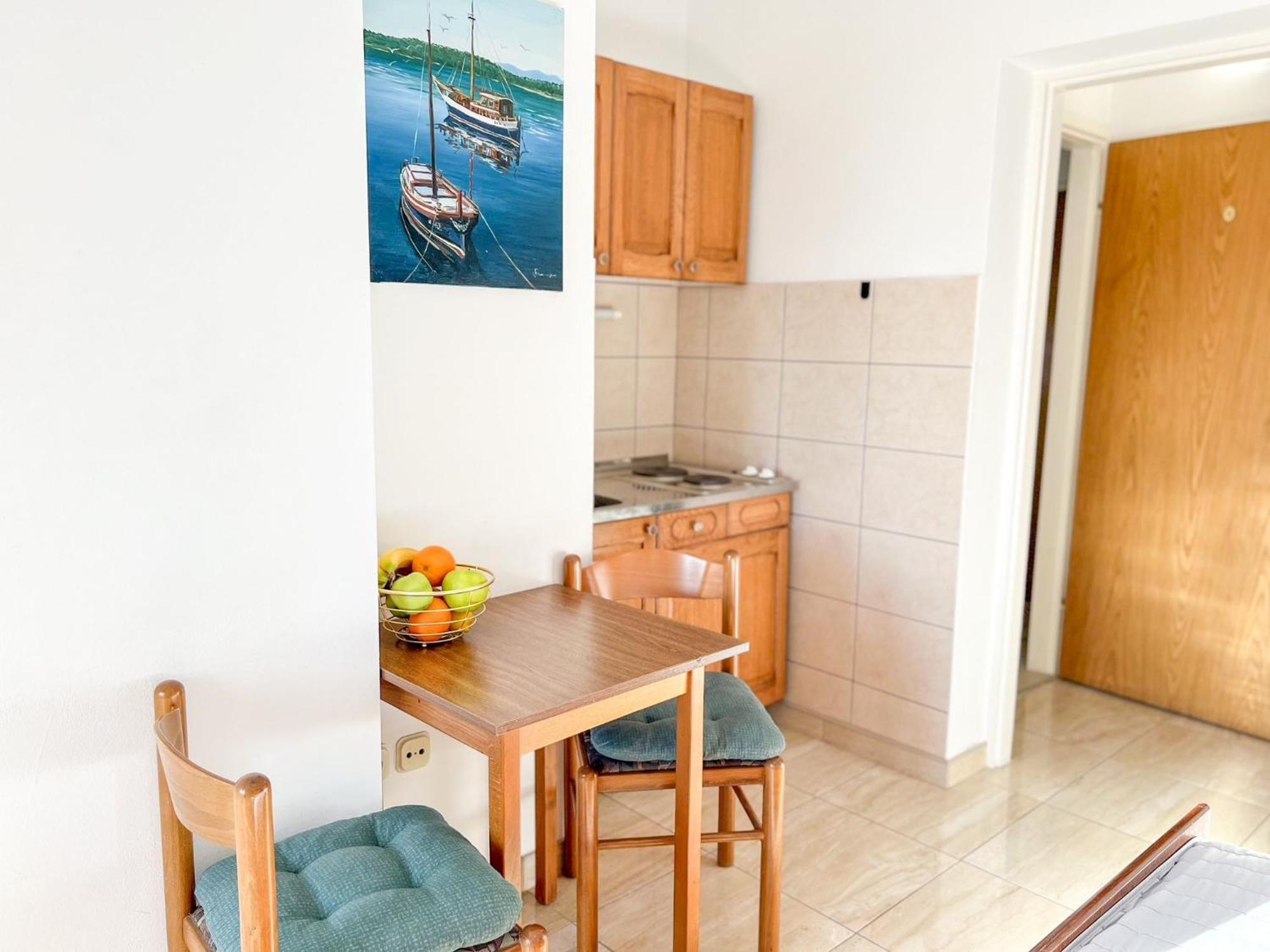 Apartment Holiday Makarska Exterior photo